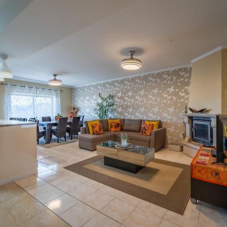 Cozy And Quiet Spacious Flat Vila Nova de Gaia Kültér fotó