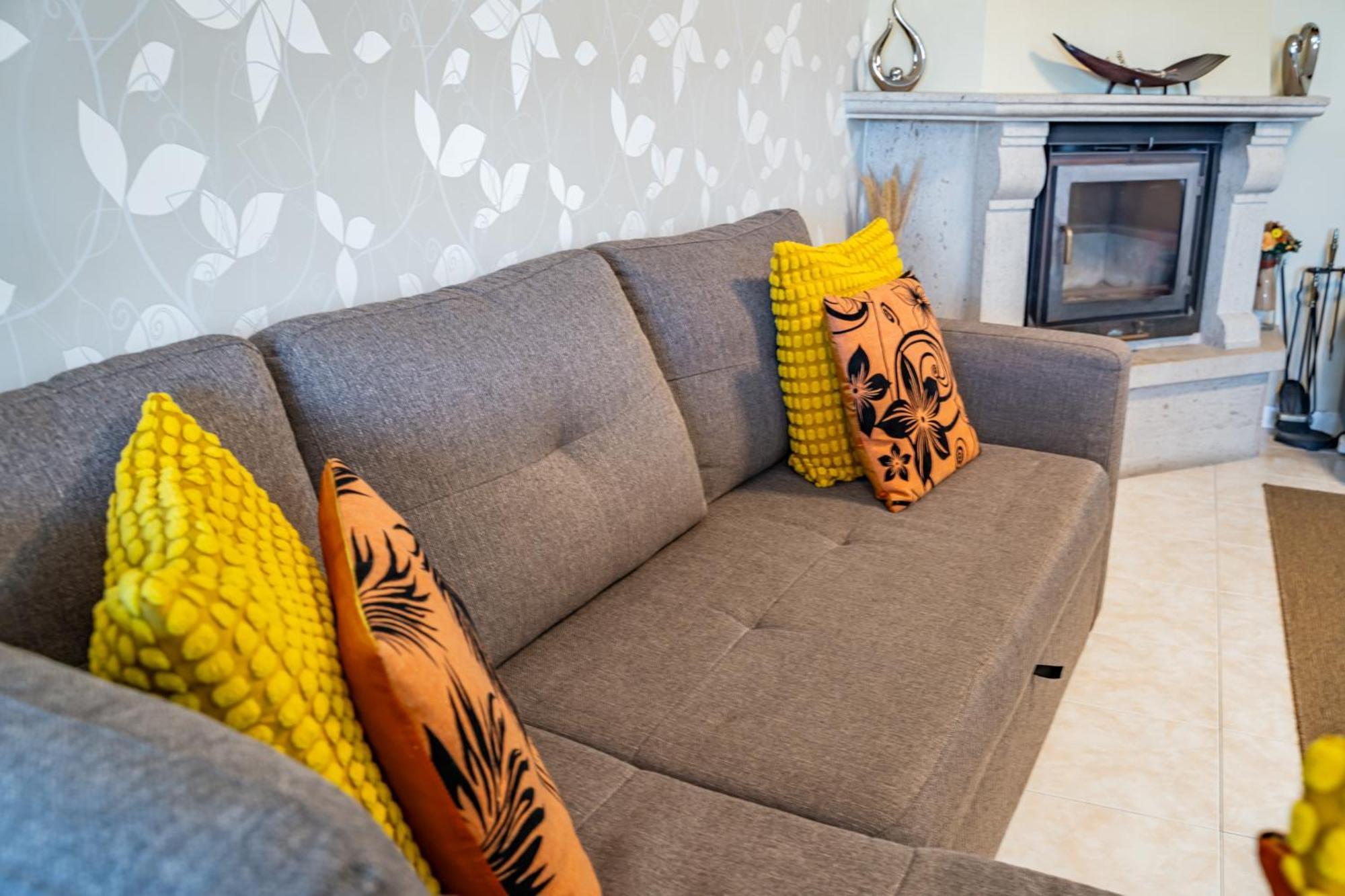Cozy And Quiet Spacious Flat Vila Nova de Gaia Kültér fotó