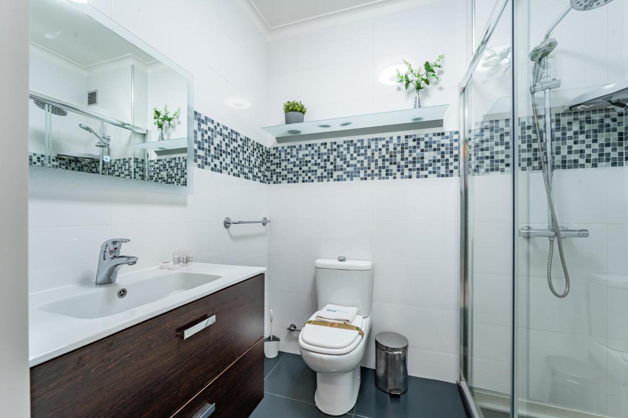Cozy And Quiet Spacious Flat Vila Nova de Gaia Kültér fotó